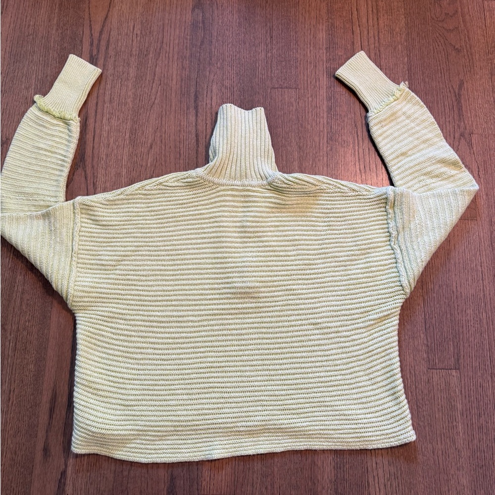 Free People Pullover Sweater-Size Small - Picture 2 of 5